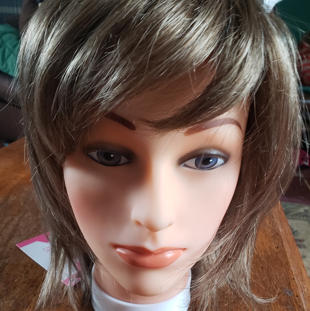 Brown with golden highlight wig